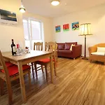 Haus Longholmen Lägenhet